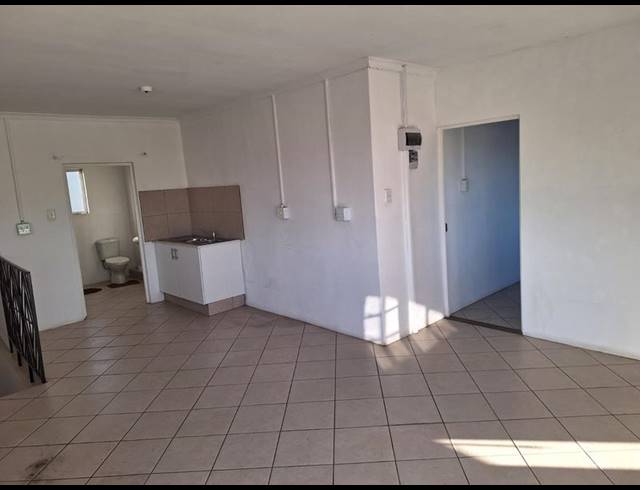 2 BEDROOM PROPERTY TO RENT IN GROVE END